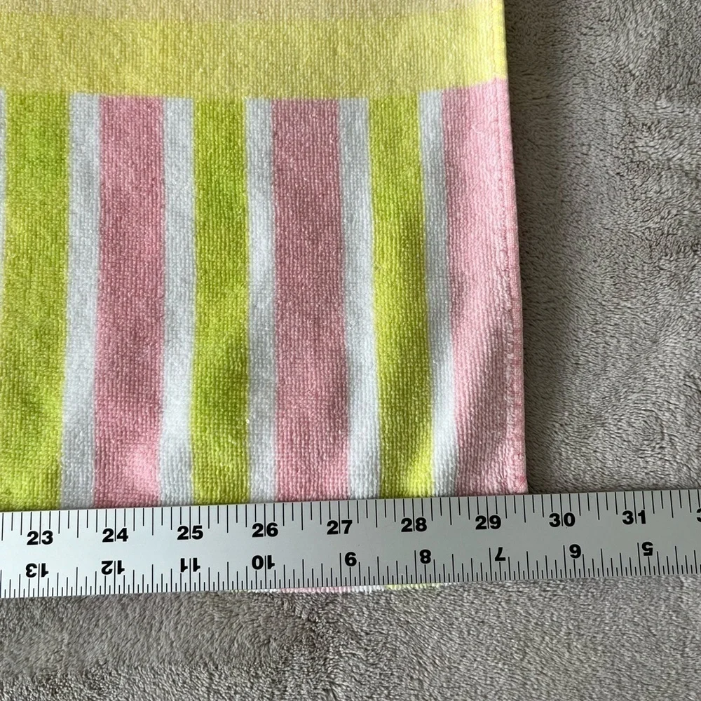 Vintage Y2K LIL BRATZ Funk House Beach Towel Great Condition